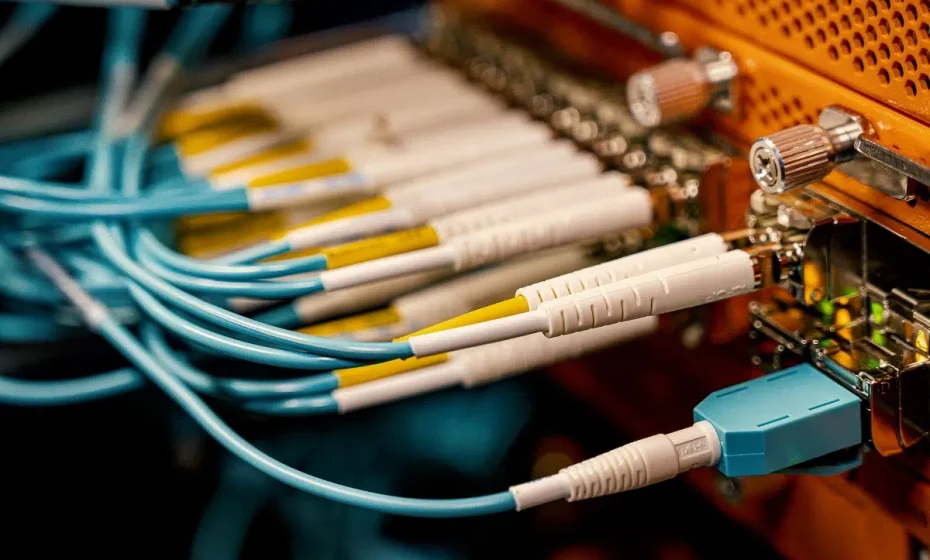 commercial-fiber-optic-internet